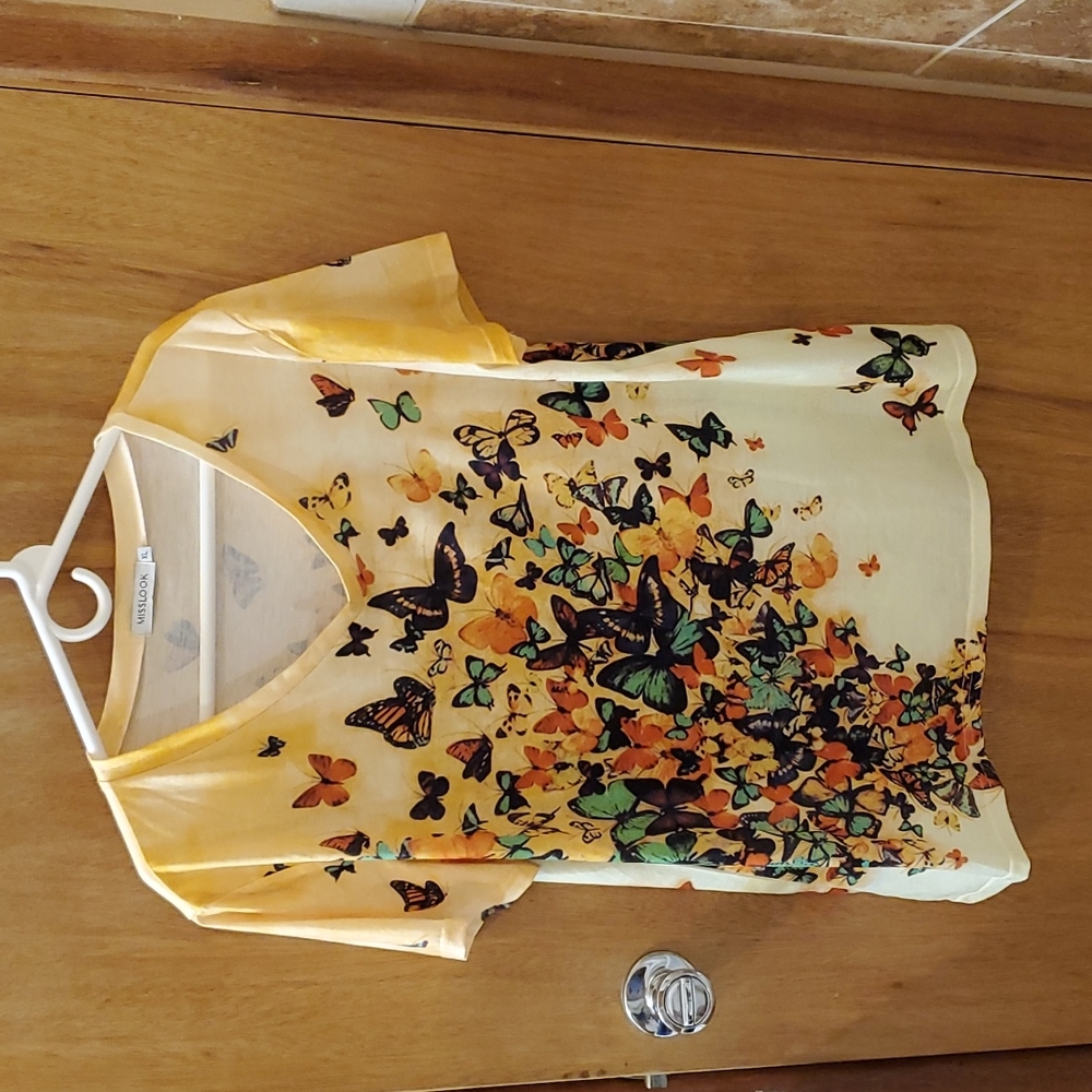 Miss Look XL Yellow Butterfly shirt